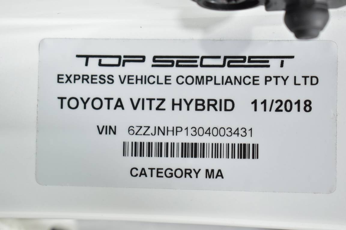 2018 Toyota Vitz 1.5L HYBRID 5 SEATER