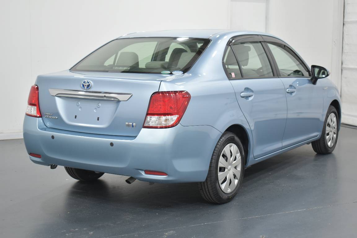 2015 Toyota Corolla Axio 1.5L HYBRID 5 SEATER