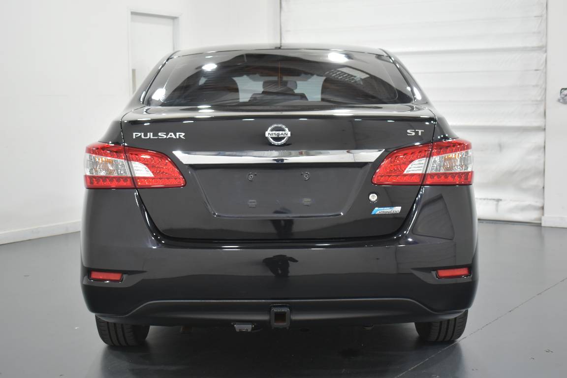 2013 Nissan Pulsar ST