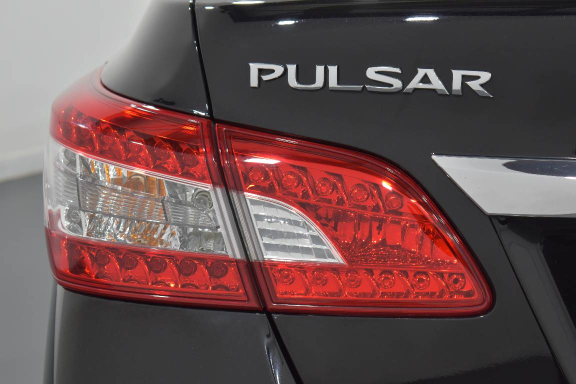 2013 Nissan Pulsar ST