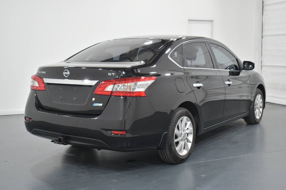 2013 Nissan Pulsar ST