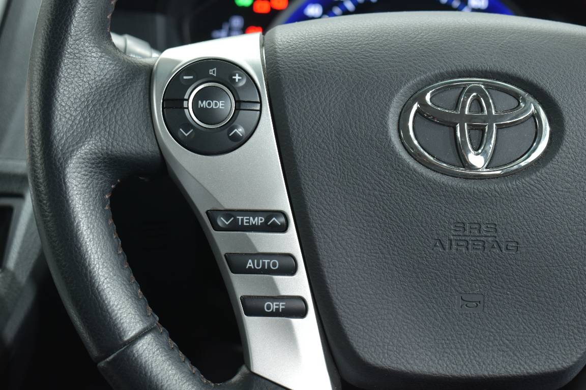 2014 Toyota Sai 2.4LT HYBRID 5 SEATER 