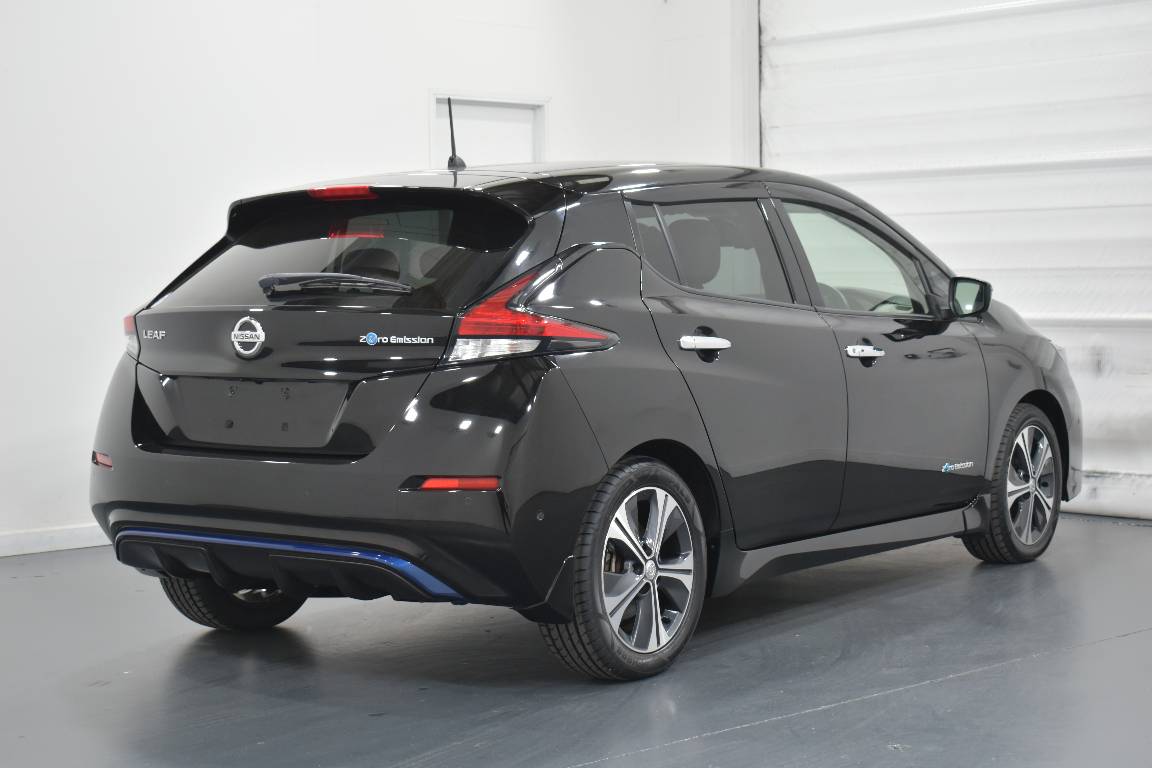 2018 Nissan Leaf 100% ELECTRIC 5 SEATER