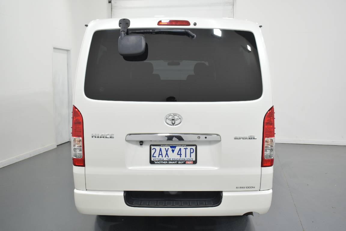 2014 Toyota Hiace 3.0L DIESEL 2WD 