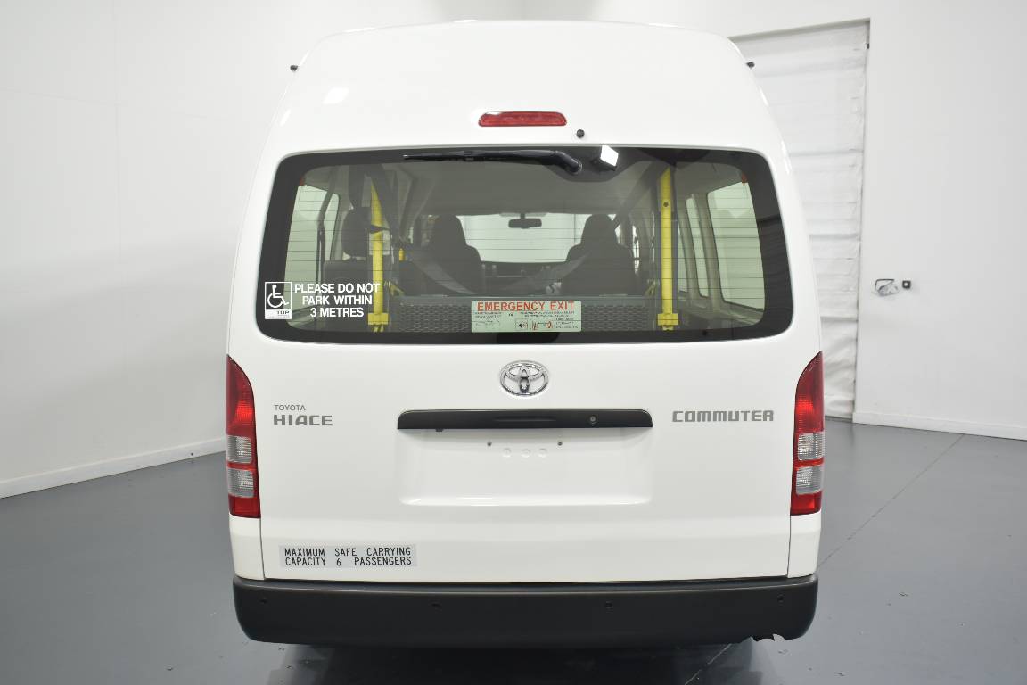 2014 Toyota Hiace COMMUTER