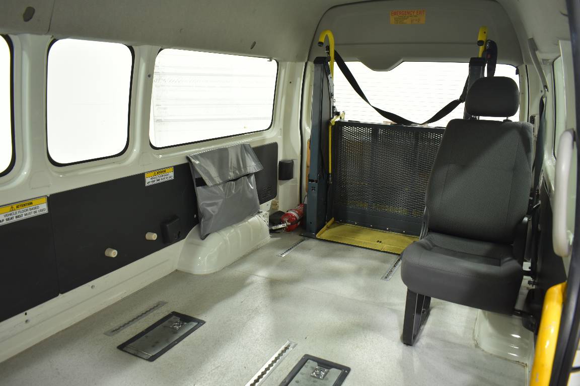 2014 Toyota Hiace COMMUTER