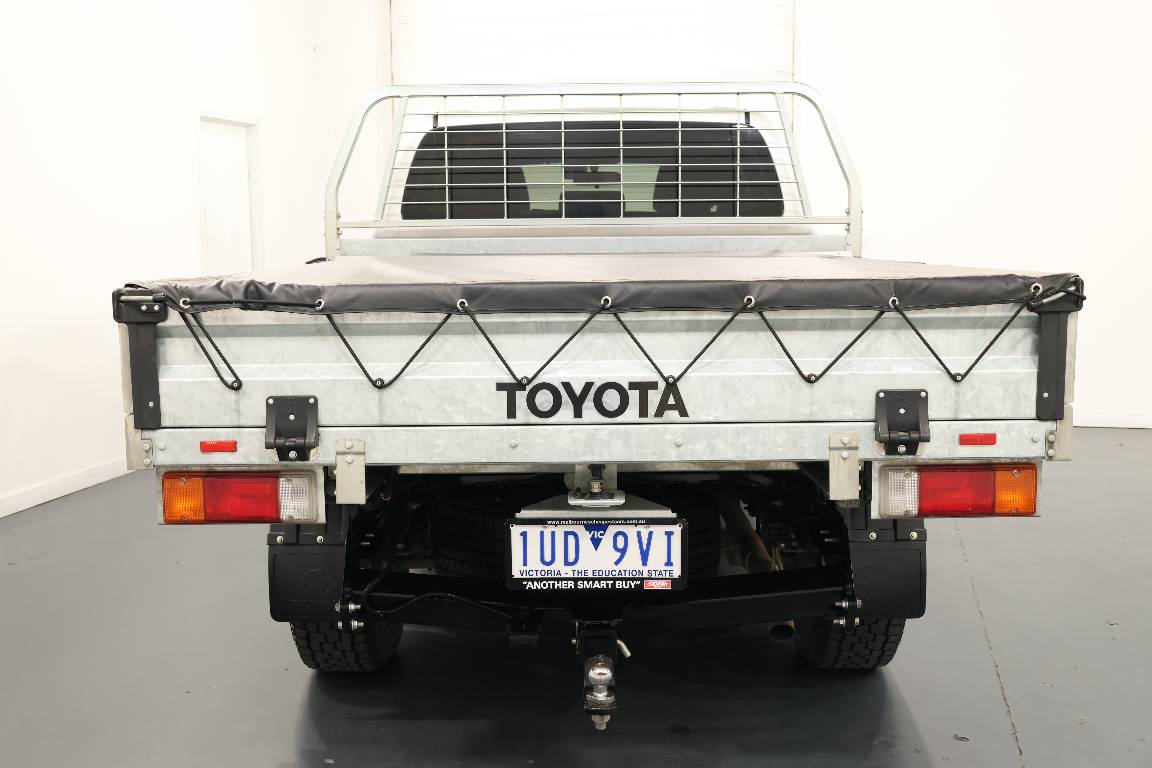 2021 Toyota Hilux SR5 (4X4)