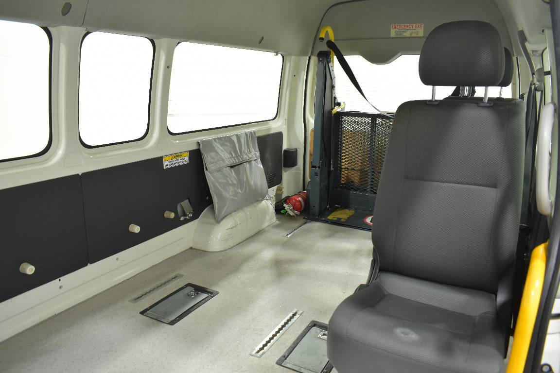 2016 Toyota Hiace COMMUTER