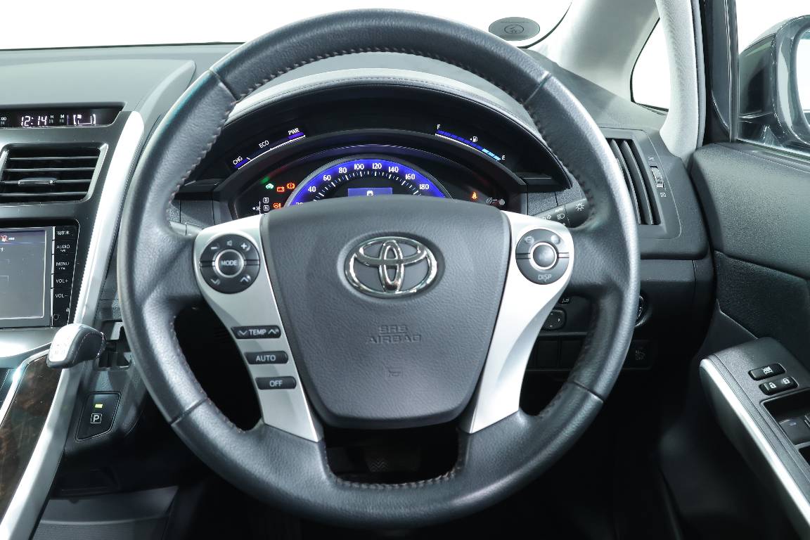 2015 Toyota Sai 2.4LT HYBRID 5 SEATER 