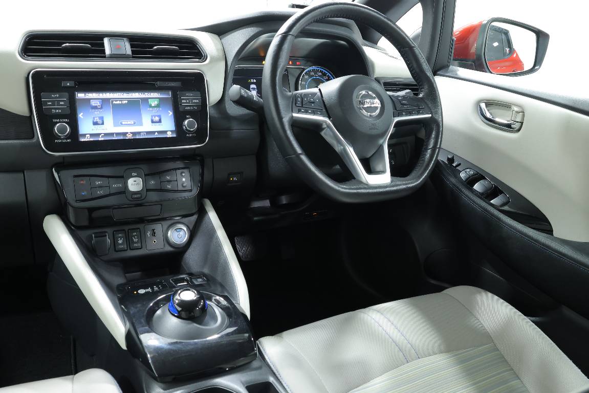 2019 Nissan Leaf 100% ELECTRIC 5 SEATER