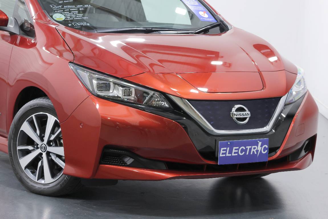 2019 Nissan Leaf 100% ELECTRIC 5 SEATER