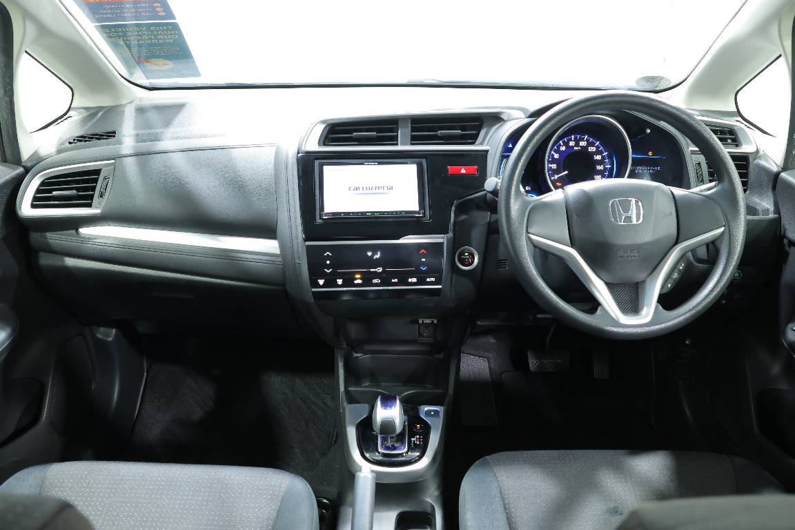 2014 Honda Fit 1.5L HYBRID 5 SEATER