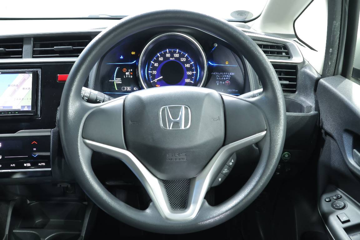 2014 Honda Fit 1.5L HYBRID 5 SEATER