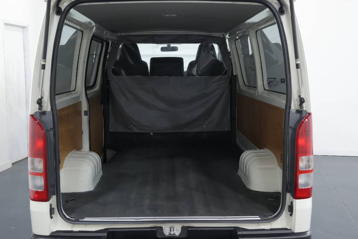 2016 Toyota Hiace REGIUS ACE 3 SEATER