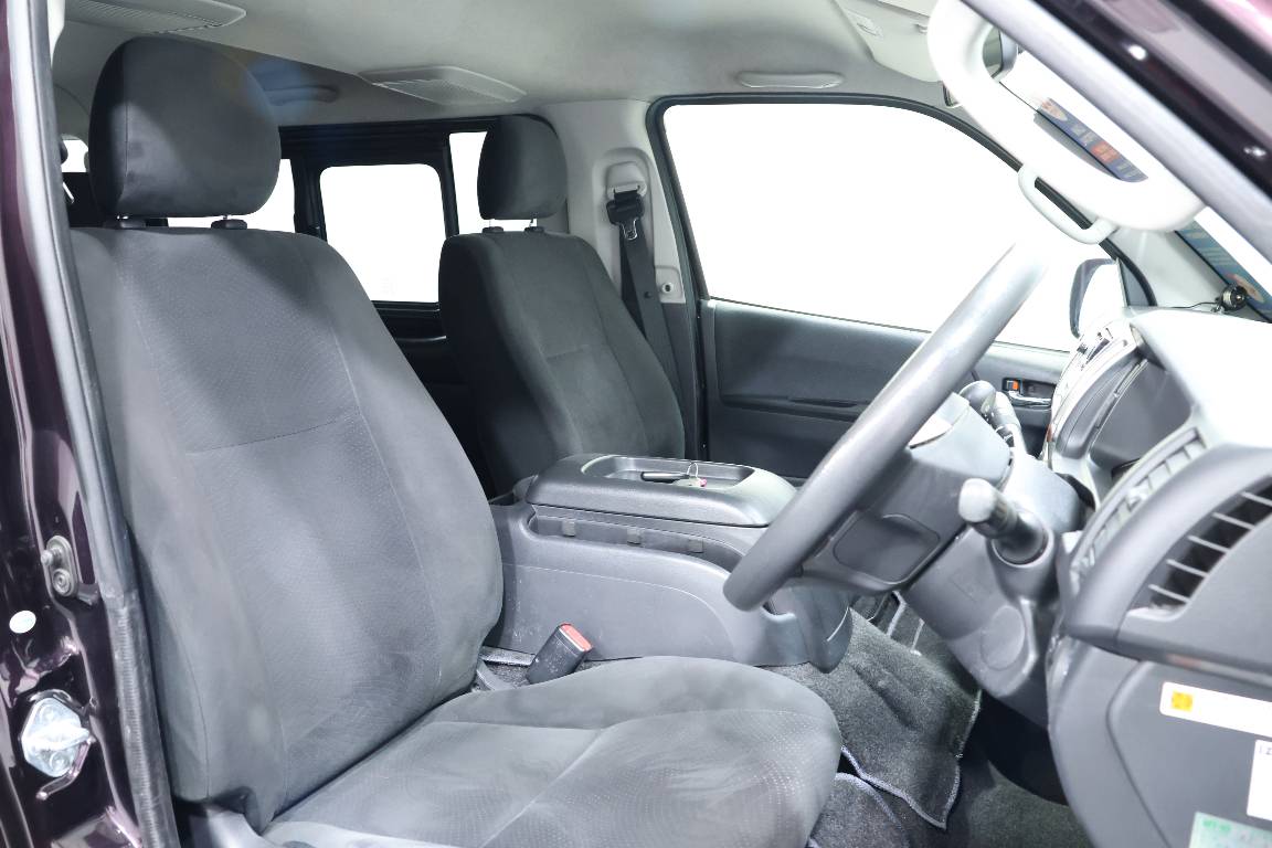 2014 Toyota Hiace 3.0L DIESEL 2WD 