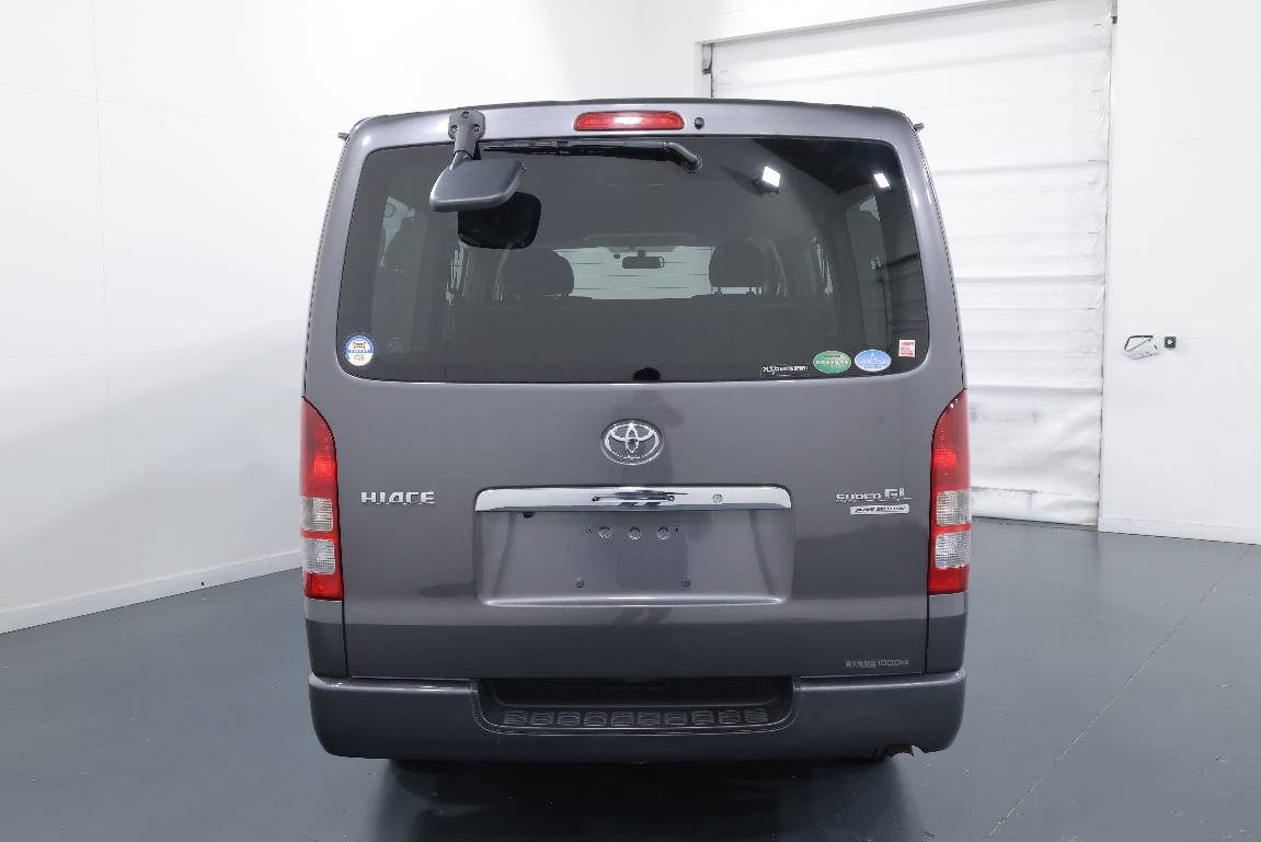 2013 Toyota Hiace 3.0L DIESEL 2WD 