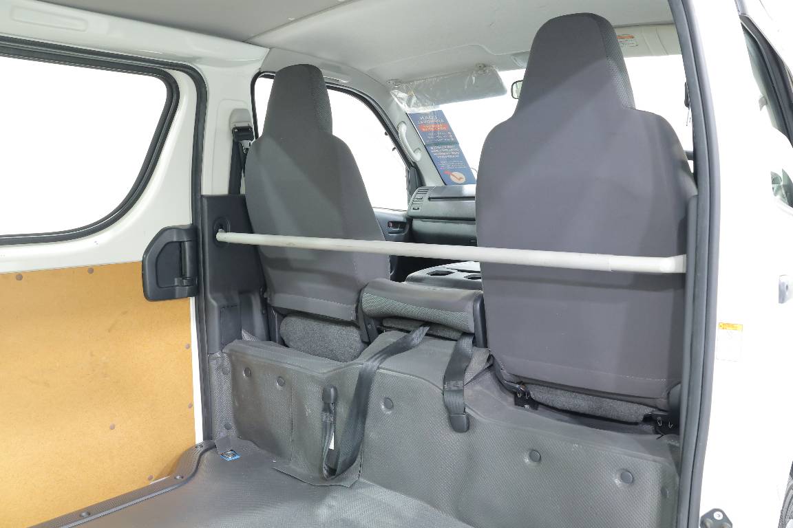 2016 Toyota Hiace KDH201 AUTO