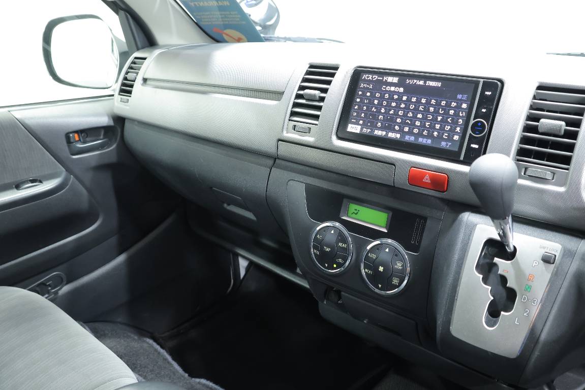 2013 Toyota Hiace KDH201 AUTO