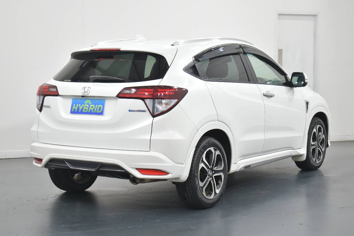 2014 Honda Vezel 1.5L HYBRID 5 SEATER