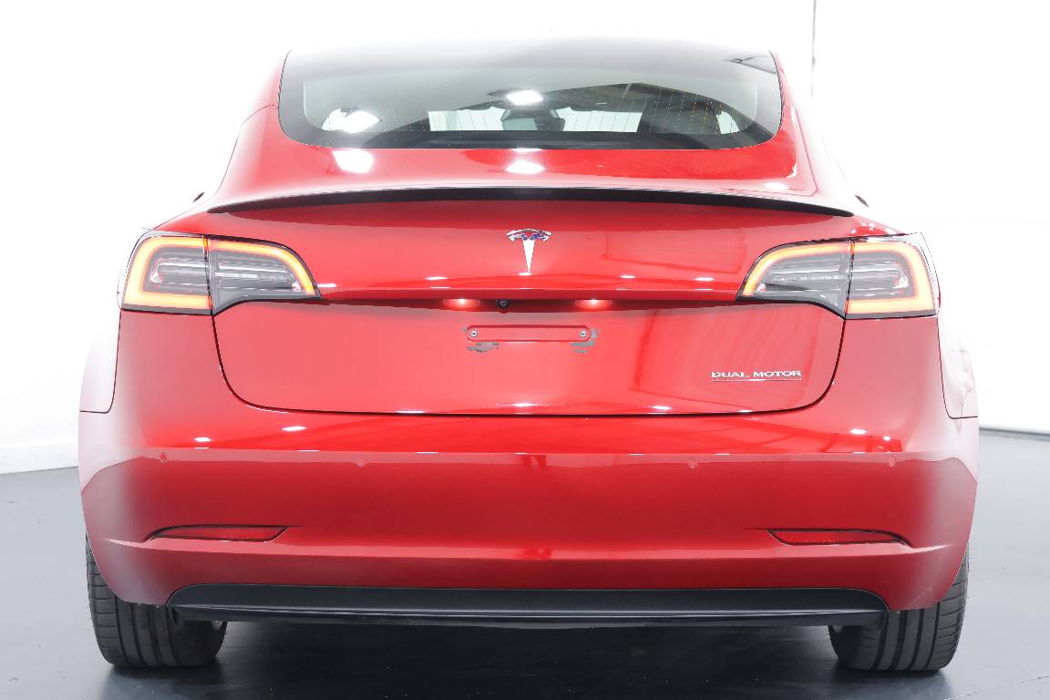 2019 Tesla Model 3 PERFORMANCE