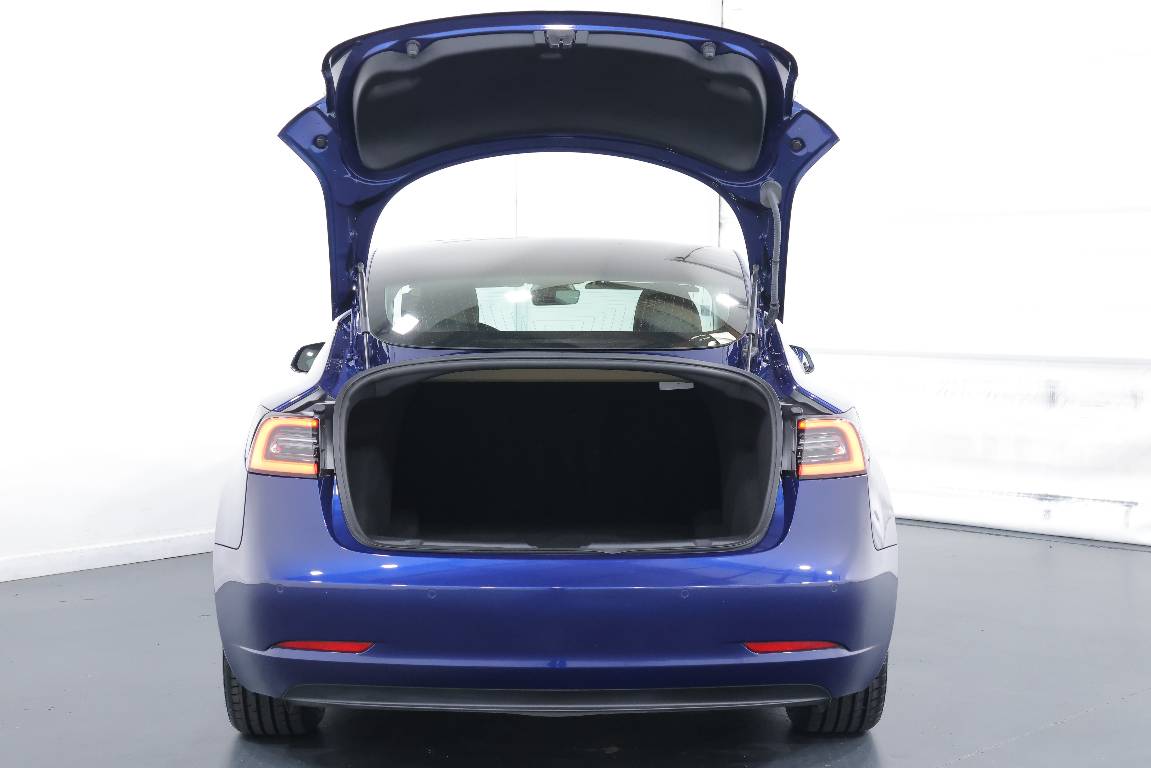 2019 Tesla Model 3 PERFORMANCE