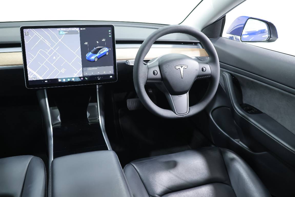 2019 Tesla Model 3 PERFORMANCE