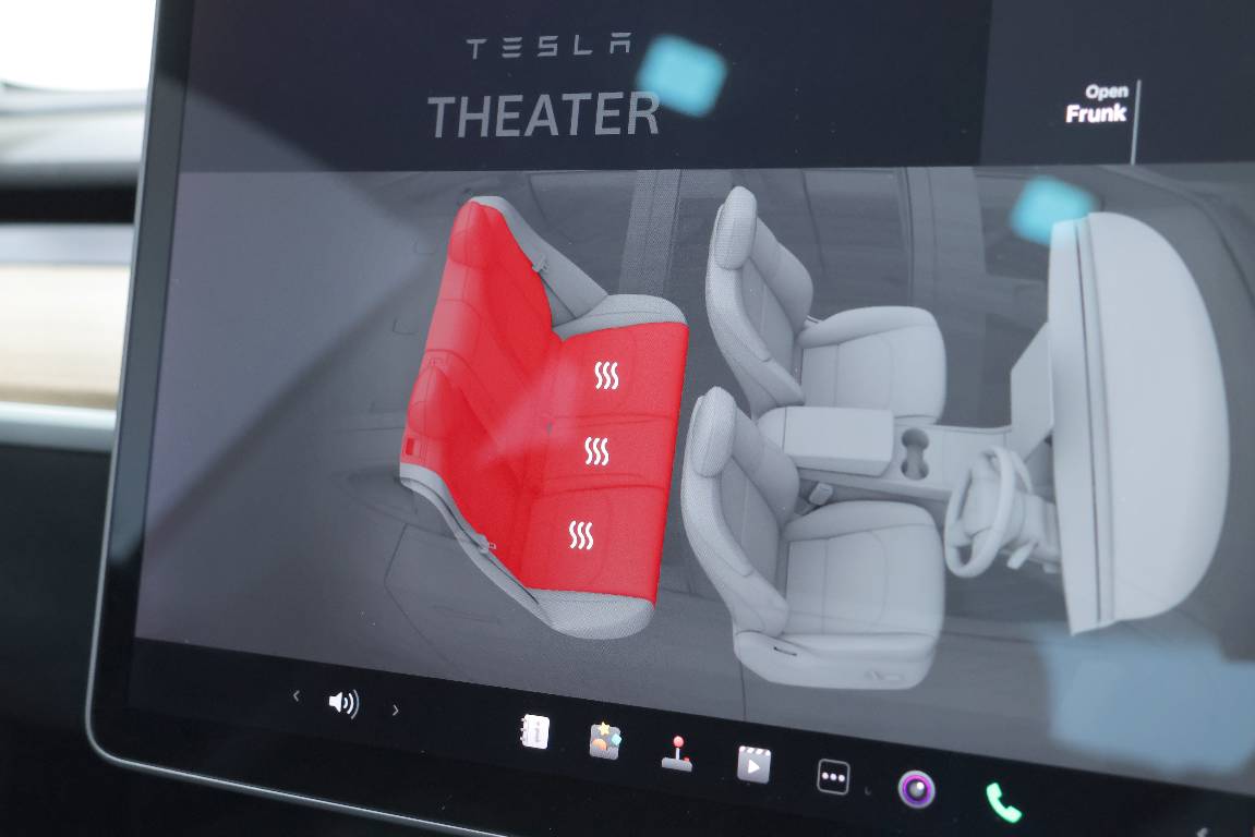 2019 Tesla Model 3 PERFORMANCE