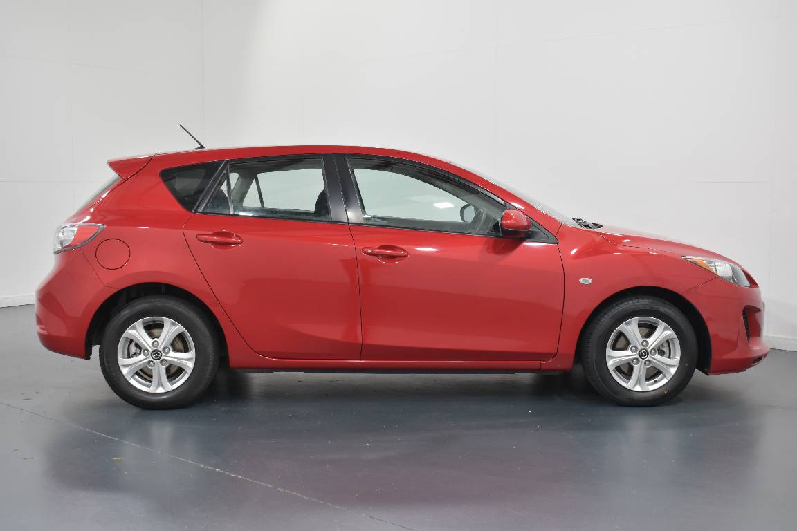 2013 Mazda Mazda3 NEO