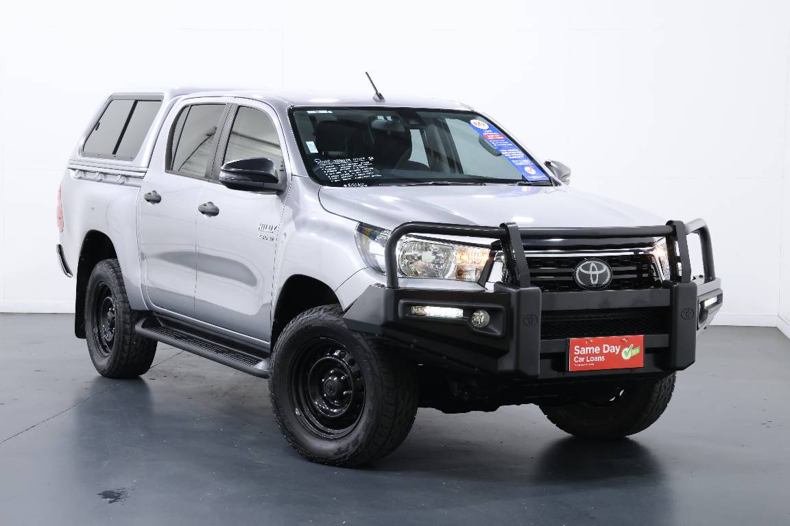 2019 Toyota Hilux SR (4X4)