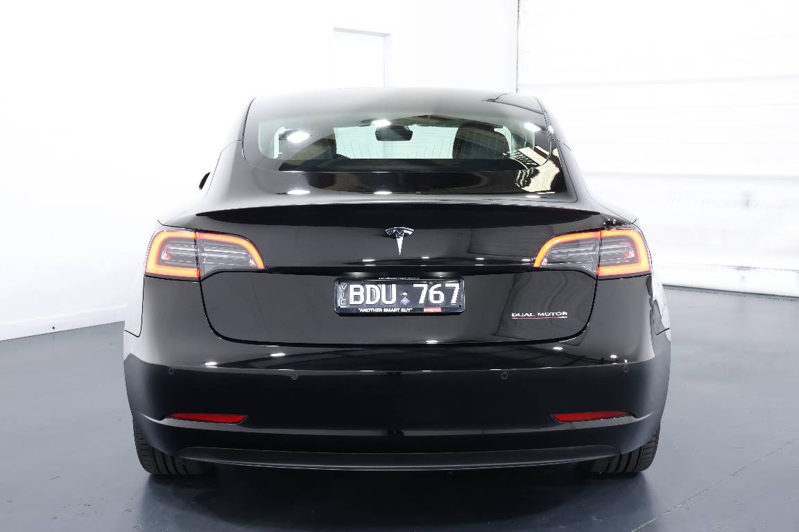 2019 Tesla Model 3 PERFORMANCE