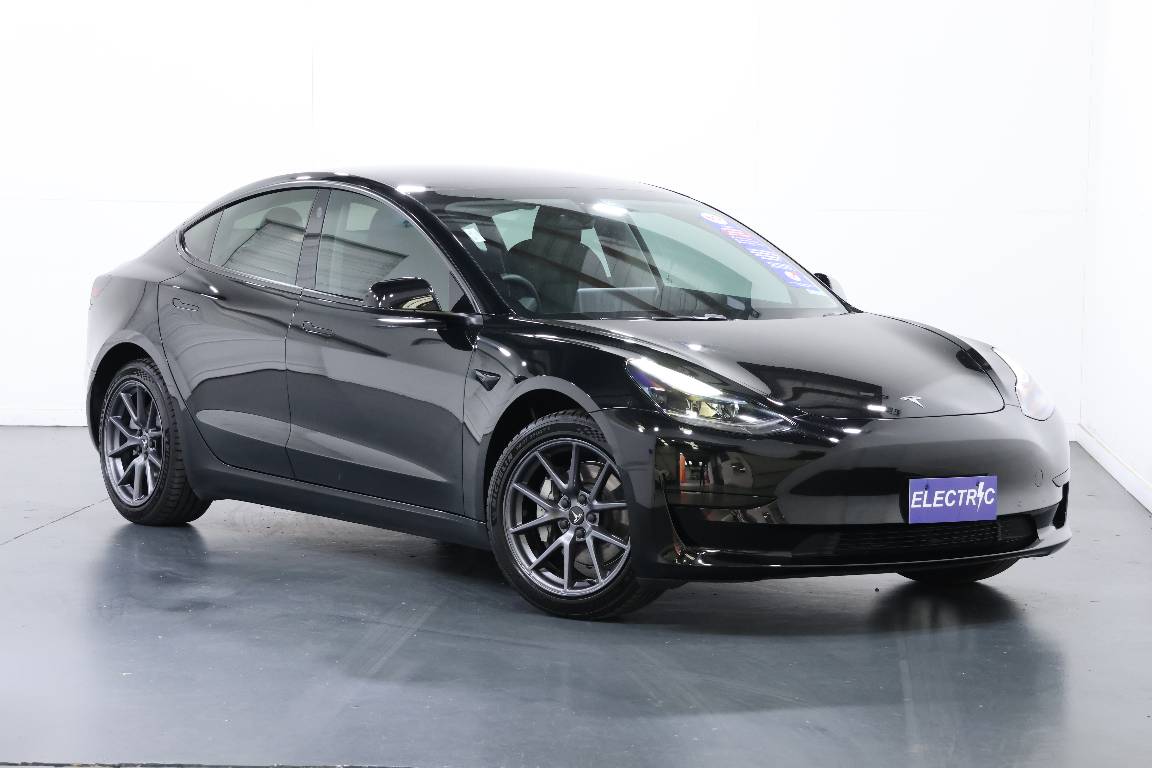 2022 Tesla Model 3 REAR-WHEEL DRIVE