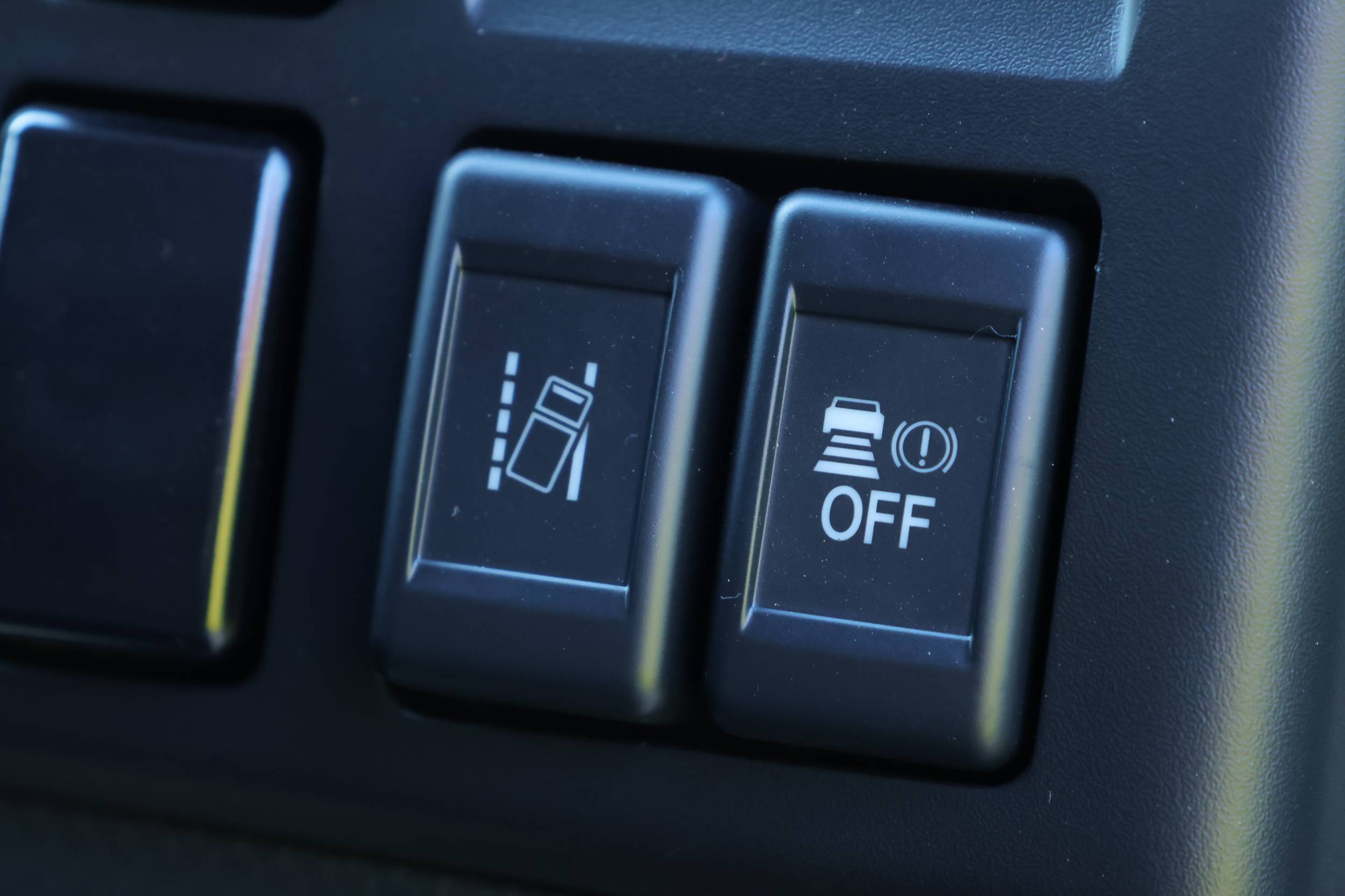 2024 Isuzu N Series NLR 45-150