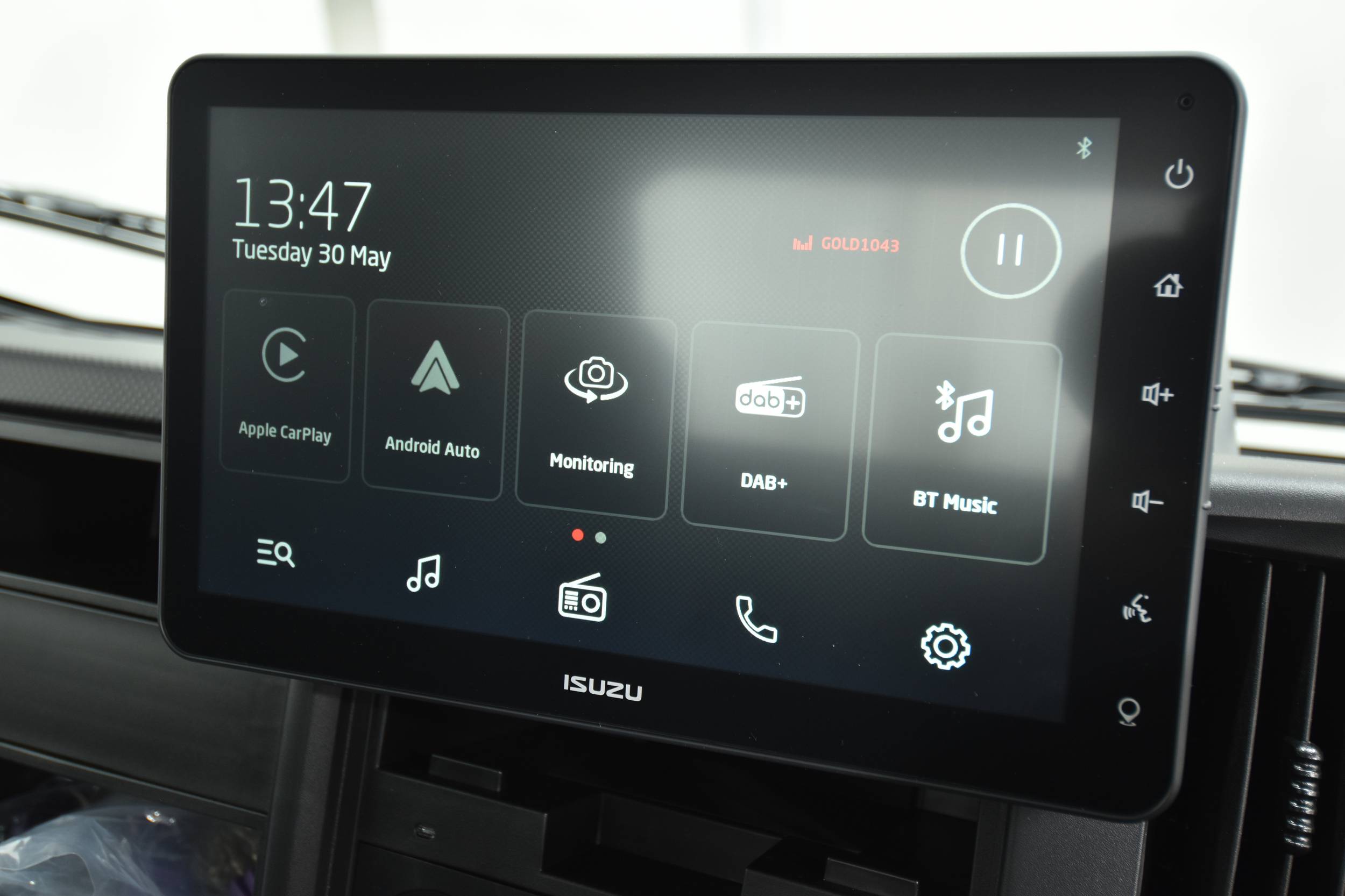 2024 Isuzu N Series NLR 45-150