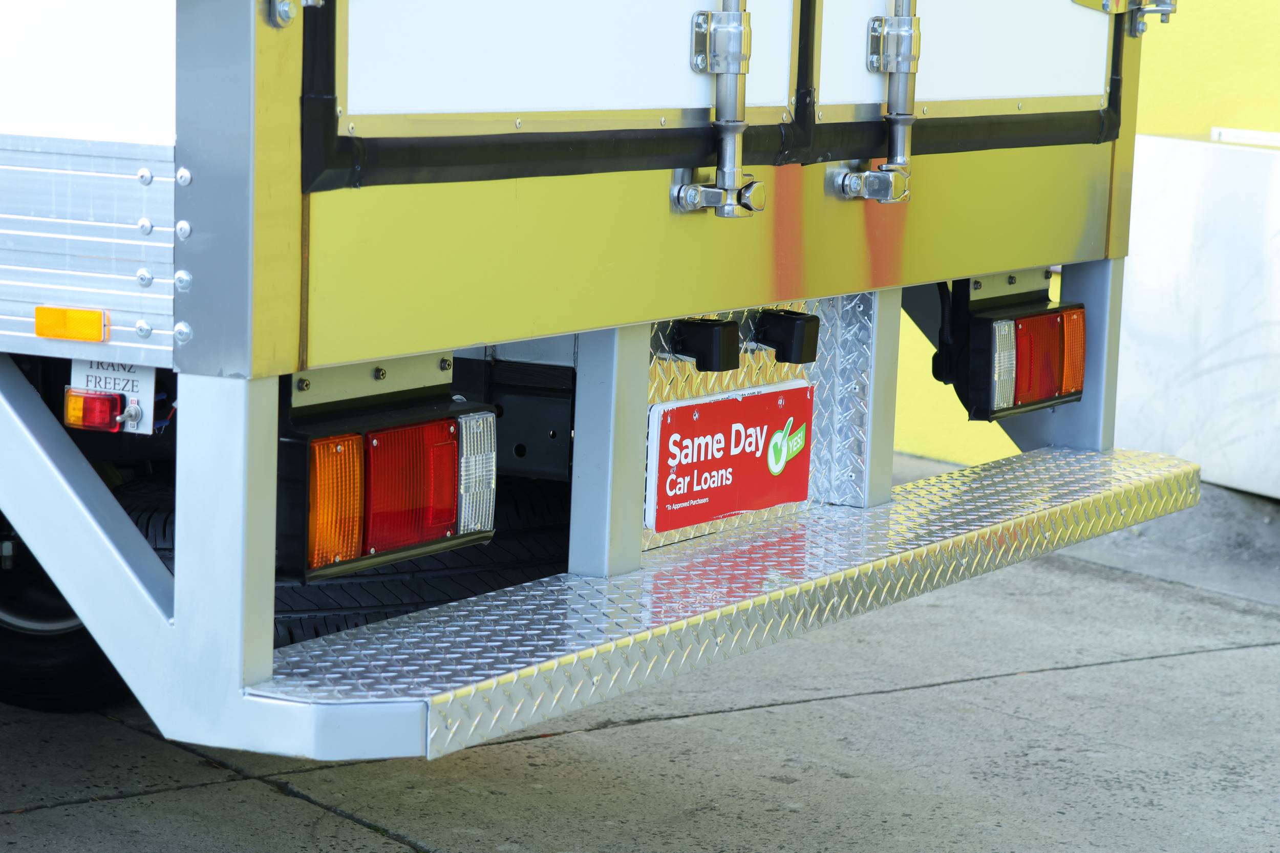 2024 Isuzu N Series NLR 45-150