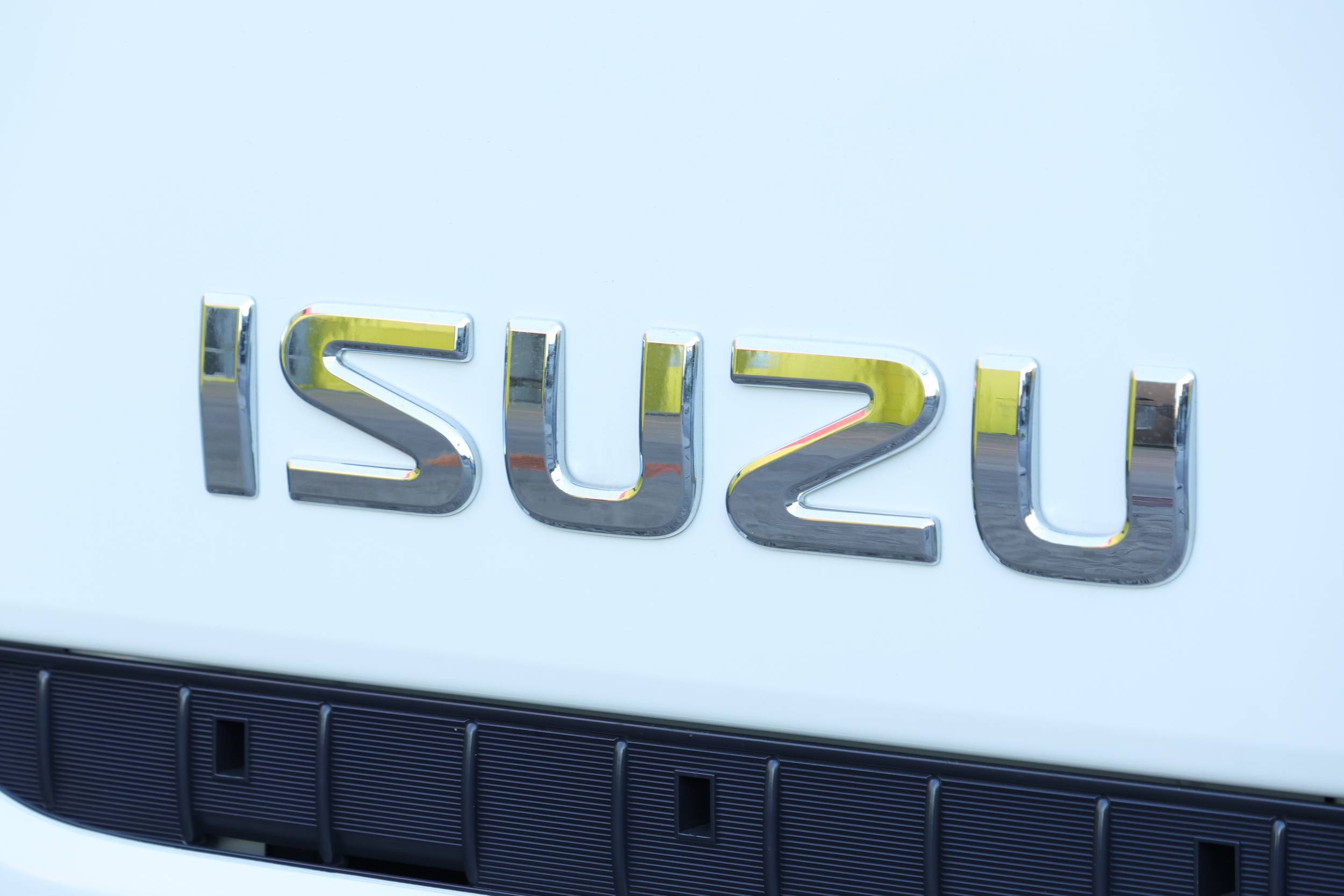 2024 Isuzu N Series NLR 45-150