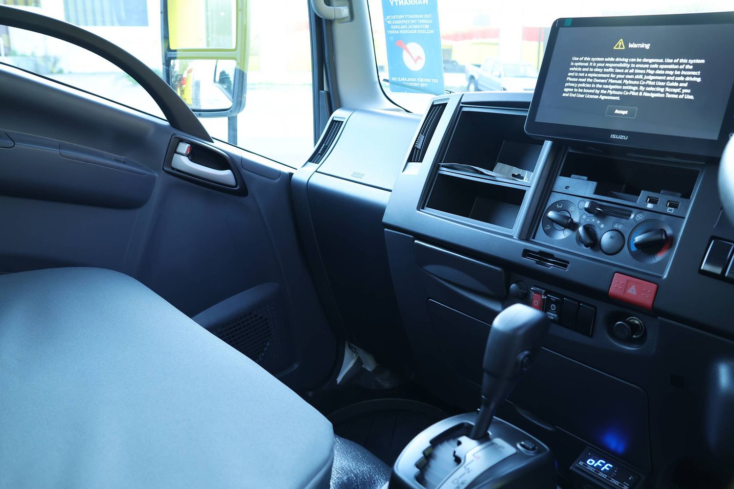 2024 Isuzu N Series NLR 45-150