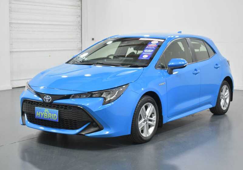 TOYOTA COROLLA ASCENT SPORT HYBRID ZWE211R