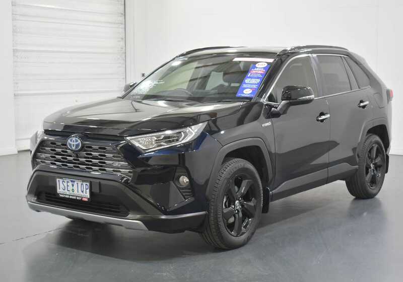 TOYOTA RAV4 CRUISER (2WD) HYBRID AXAH52R