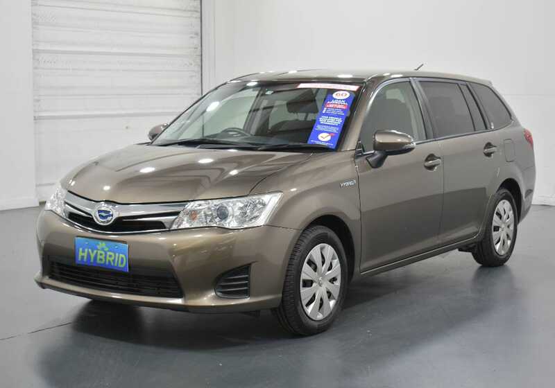 TOYOTA COROLLA FIELDER 1.5L HYBRID 5 SEATER Other