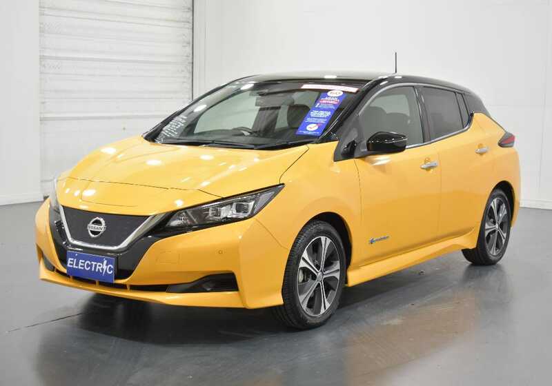 NISSAN LEAF 100% ELECTRIC 5 SEATER Other