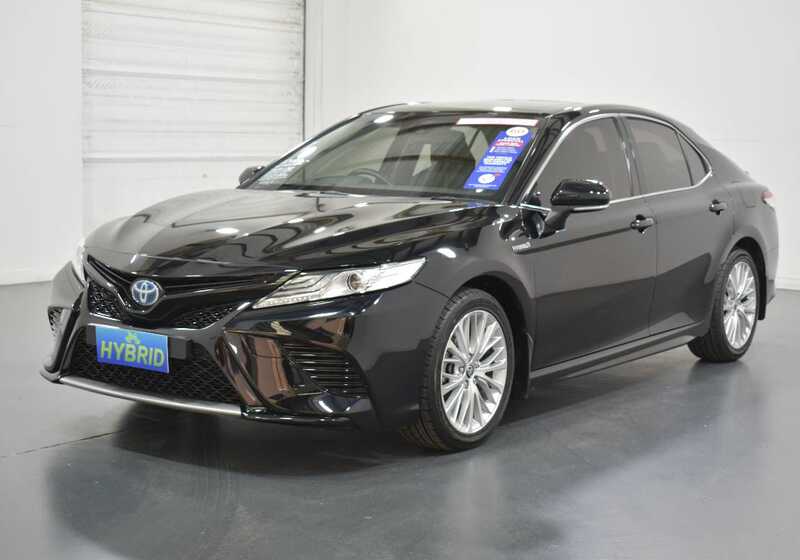 TOYOTA CAMRY SL HYBRID AXVH70R