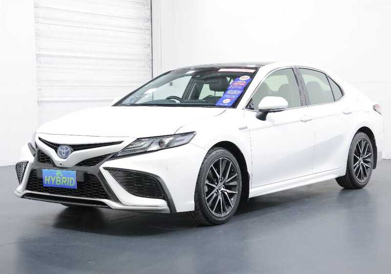 TOYOTA CAMRY SL HYBRID AXVH70R