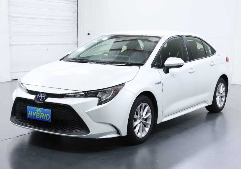 TOYOTA COROLLA ASCENT SPORT HYBRID ZWE211R