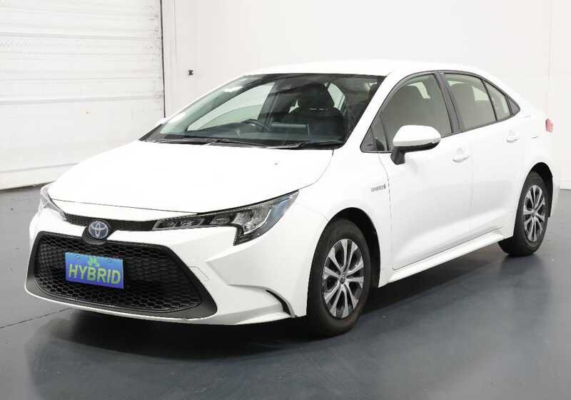 TOYOTA COROLLA ASCENT SPORT HYBRID ZWE211R