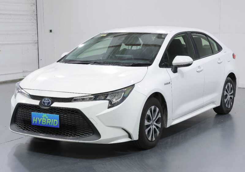 TOYOTA COROLLA ASCENT SPORT HYBRID ZWE211R