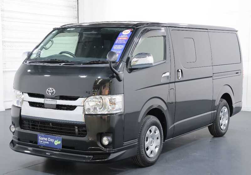 TOYOTA HIACE 3.0L DIESEL 2WD 5 SEATER Other