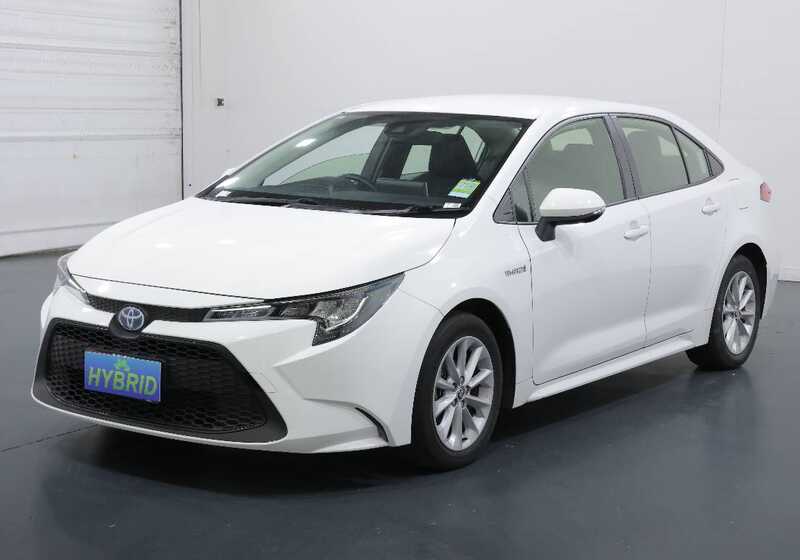 TOYOTA COROLLA ASCENT SPORT HYBRID ZWE211R