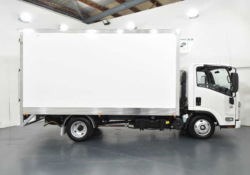 2024 ISUZU TRUCKS N SERIES NH NLRAA-D21 45-150 CC MWB 3.0DT, 4500KG (AMT