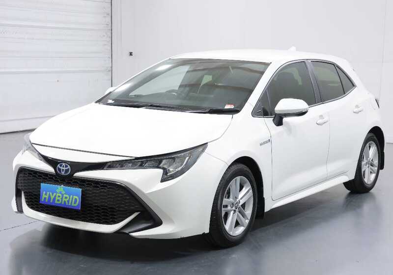 TOYOTA COROLLA ASCENT SPORT HYBRID ZWE211R