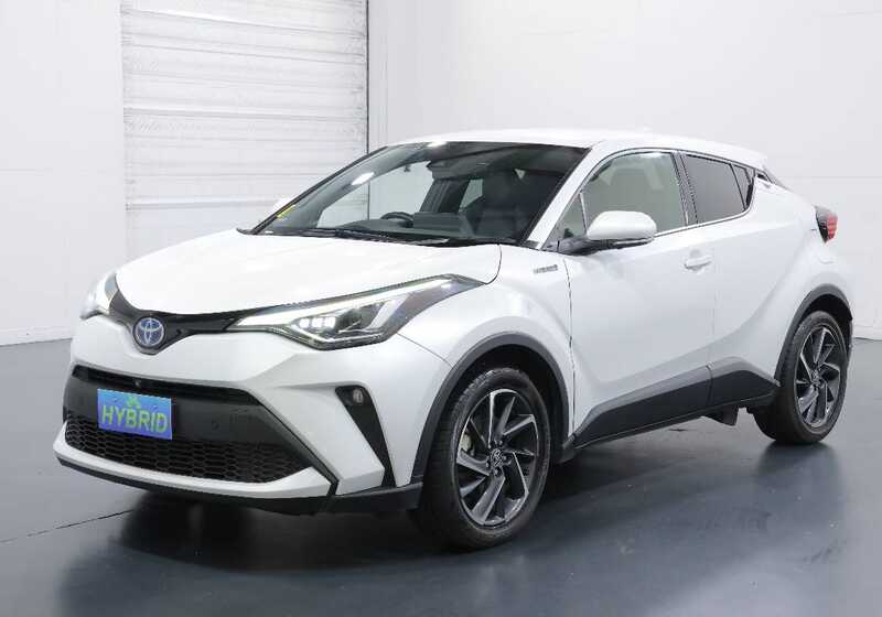 2022 TOYOTA C-HR ZYX10R